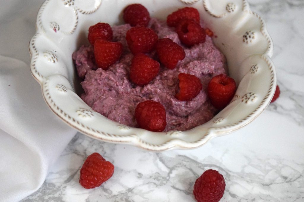 raspberry oatmeal bowl 1