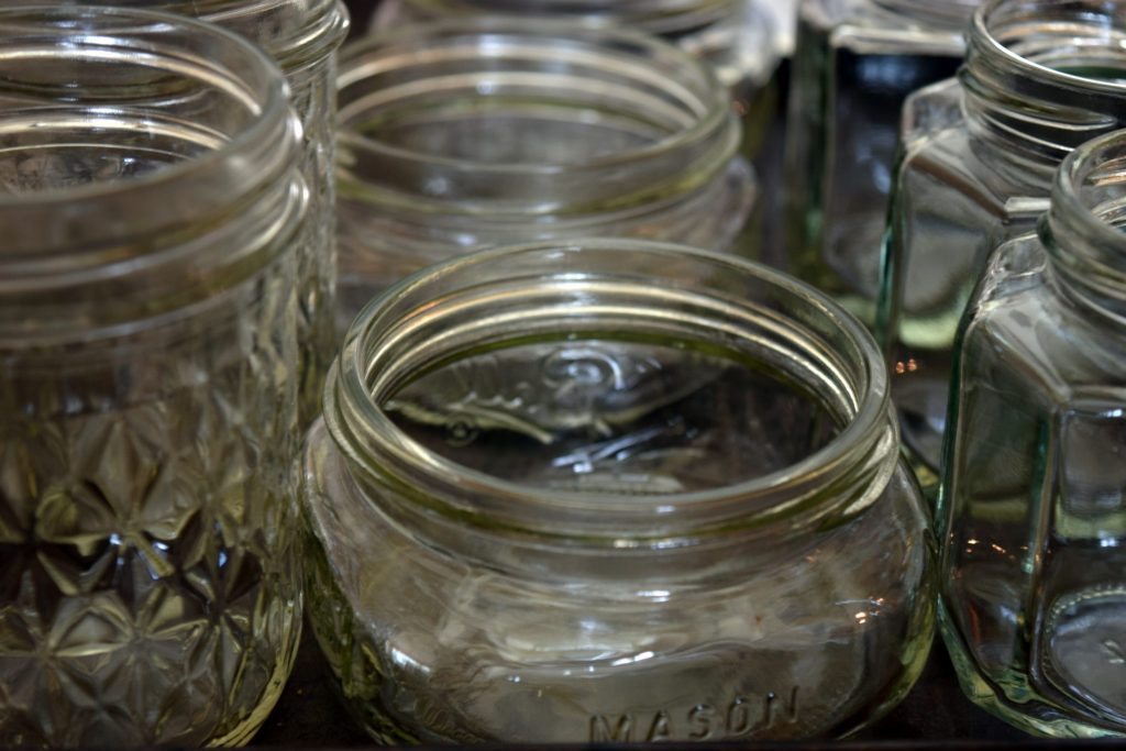 Nectarine Jam Recipe with Elderflower: Canning the Nectarine jelly - empty canning jars
