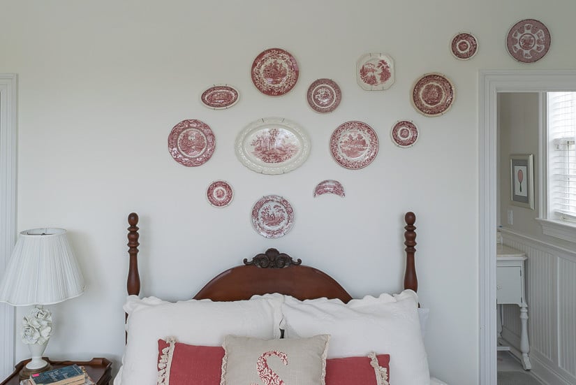 The Easiest Way to Hang a Plate Collection