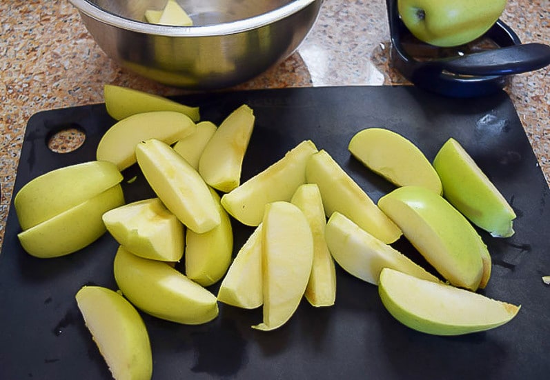 Gluten Free Apple Crumble Recipe - sliced golden delicious apples