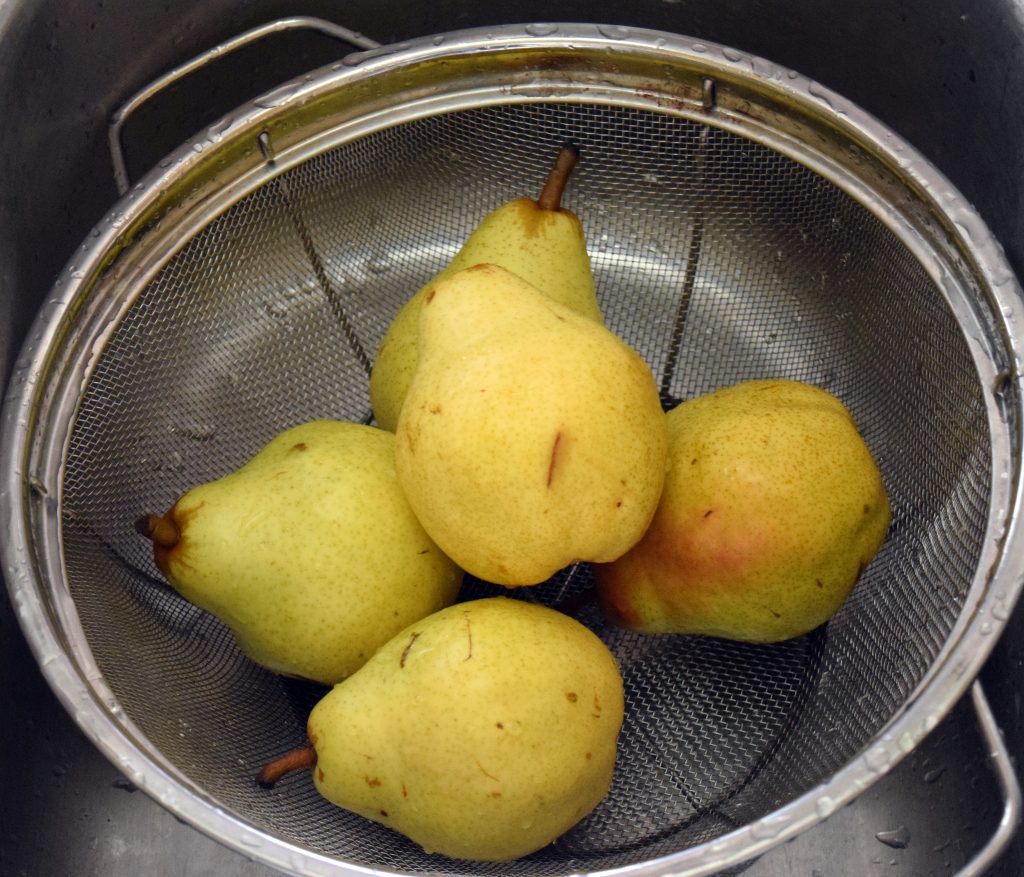 Rum Spiced Pear Jam recipe: pears in sink