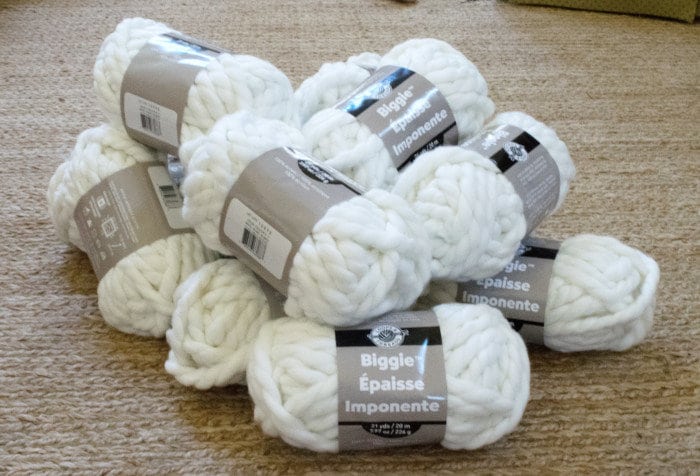 Yarn Bee Eternal Bliss vs Bernat Blanket extra - which yarn do you prefer?  I am trying to make a big fluffy blanket, but I haven't used either.  Looking to get some professional opinions as a noobie crocheter : r/crochet