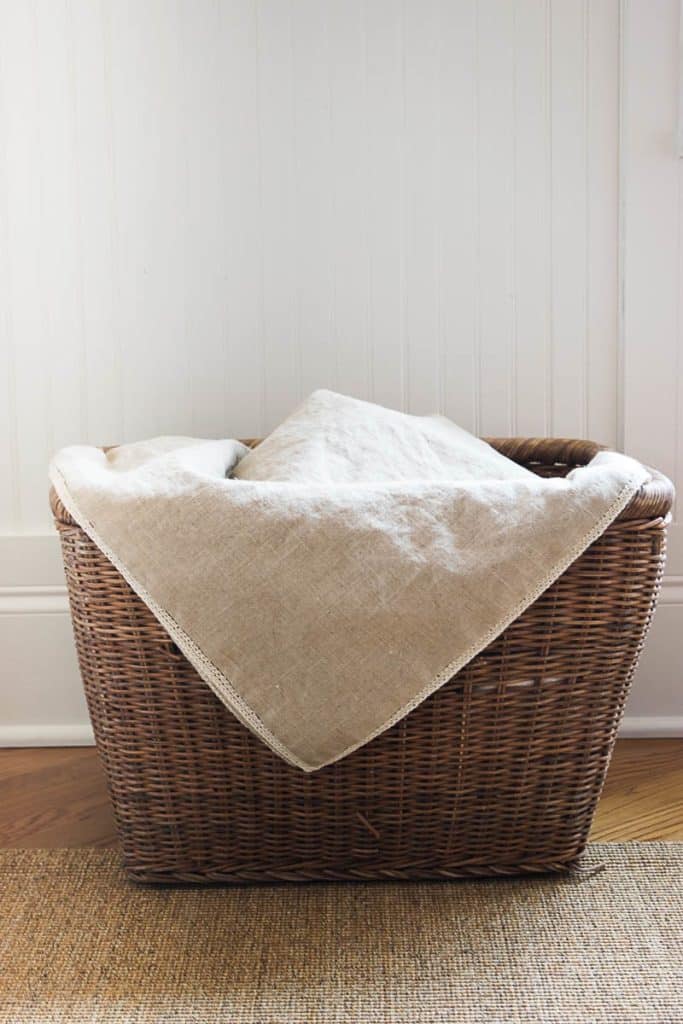 DIY linen throw, sew mitre-edge and add crochet trim to finish. Perfect for spring, summer and gift giving.