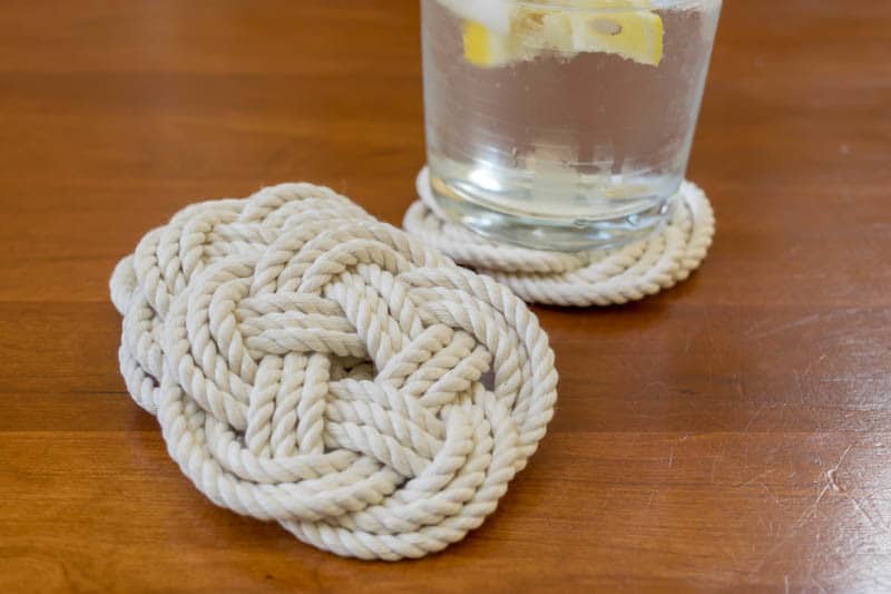 Flat Turk's Head Knot is perfect for diy rope coasters & trivets: Close up of Turk's Head Knot coaster 