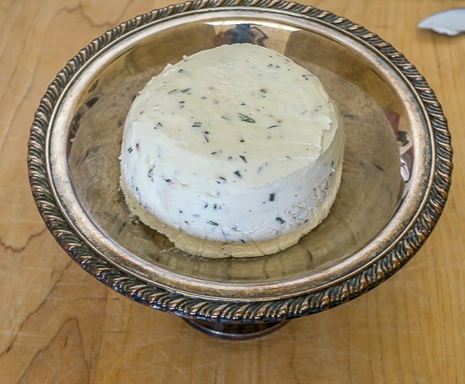 You had me at Goat Cheese! And Rosemary! And Ginger! The perfect appetizer for holiday, or anytime, entertaining. And, what an easy recipe!