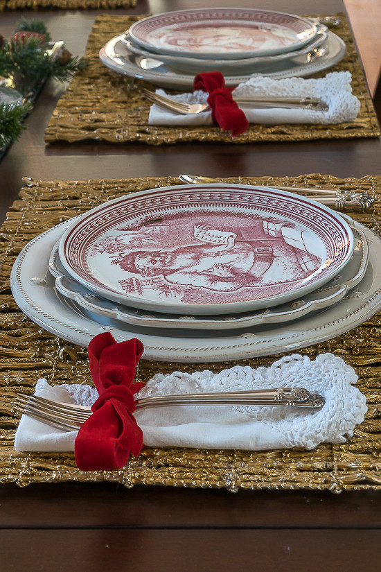 Ideas for decorating your Christmas dining room table. Spode St. Nick plates, red velvet, mercury glass and candles are perfect Christmas decorations for your holiday home decor.