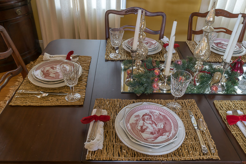 Ideas for decorating your Christmas dining room table. Spode St. Nick plates, red velvet, mercury glass and candles are perfect Christmas decorations for your holiday home decor.