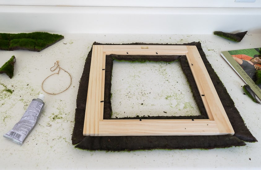 DIY Moss Wreath: How to attach faux moss to back of wooden frame 