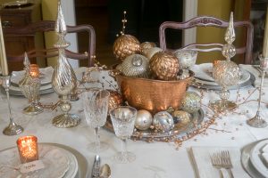 Mixed Metals Table Setting for the Holidays · Nourish and Nestle