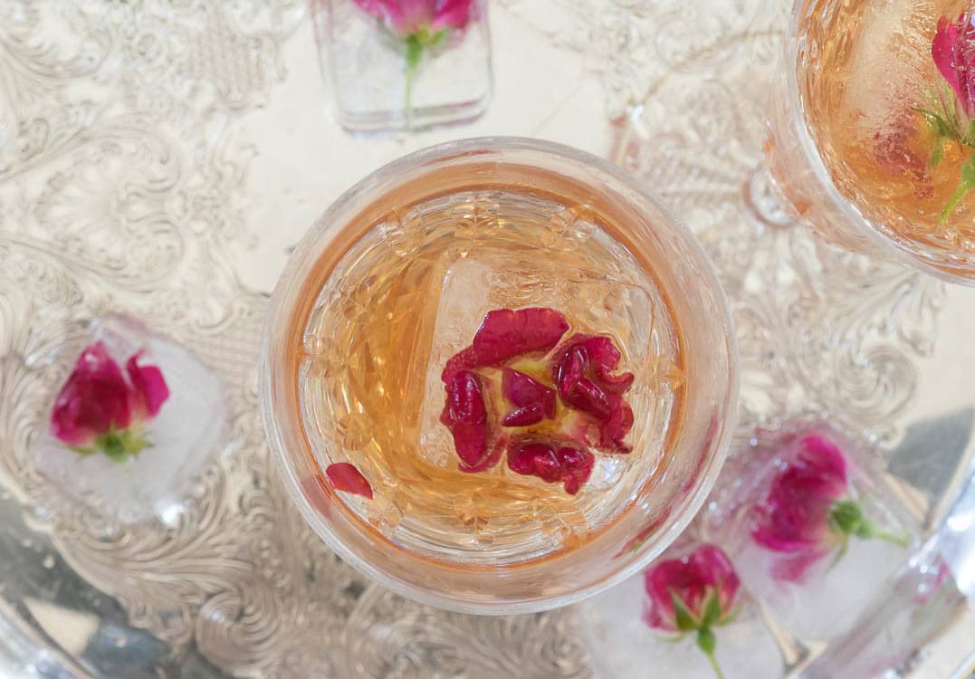 Rose Prosecco – Cocktails from the Garden