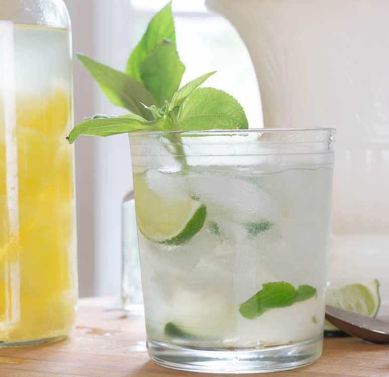 Pineapple Sage Mojito – Cocktails from the Garden