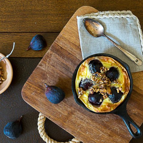 Recipe for Individual Almond Fig Clafouti with caramelized almonds is one of the easiest desserts and is suitable for every day meal or something special.
