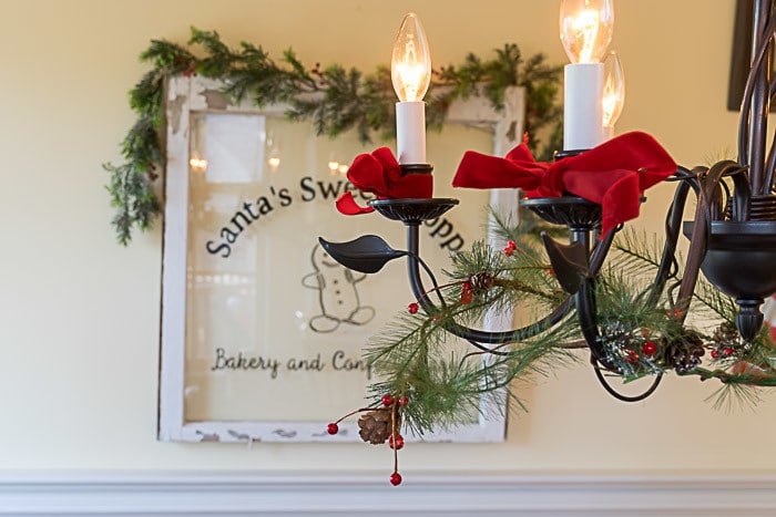 Christmas decorations: Santa's Sweet Shoppe decorative window