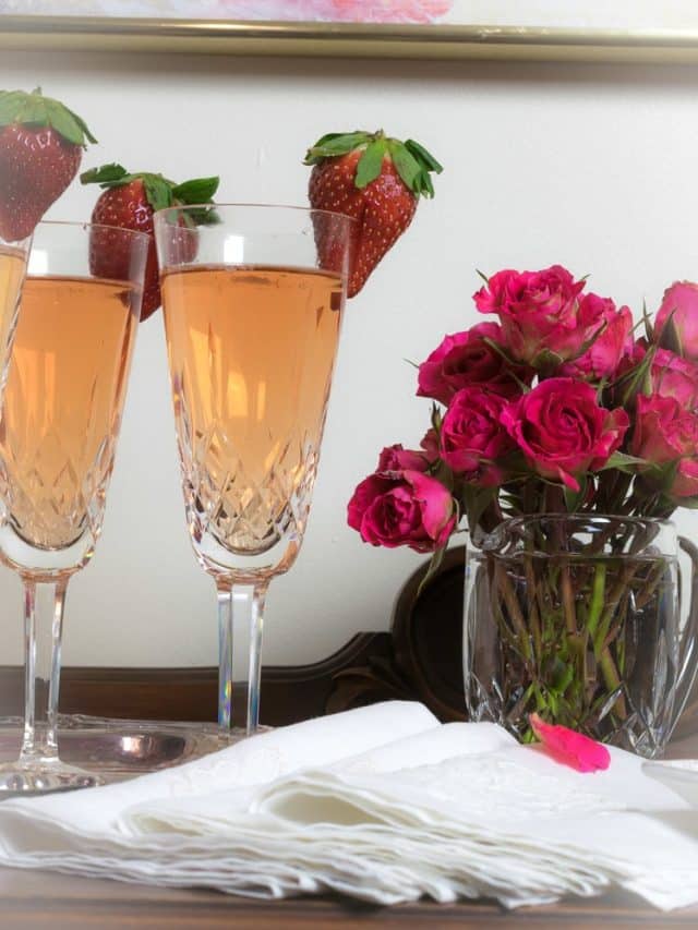 Valentine’s Day Strawberry Prosecco Cocktail  Story