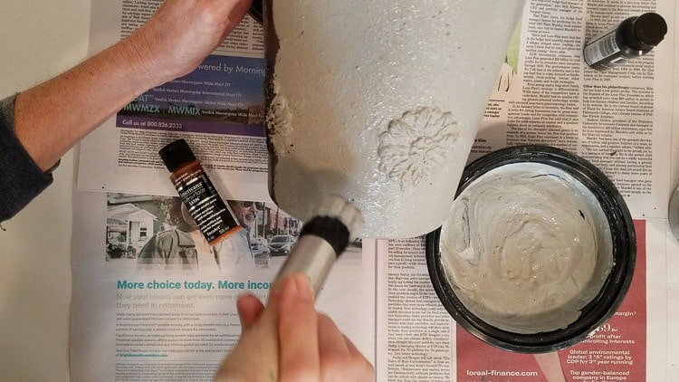 painting faux concrete paint on pot