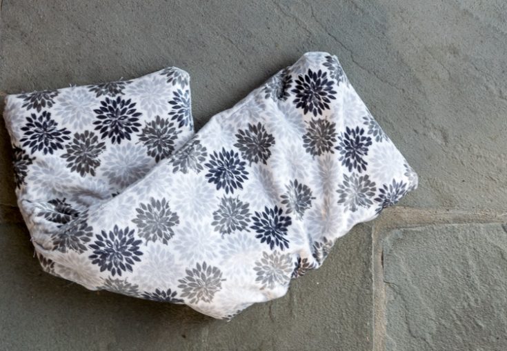 DIY Heated Neck Wrap with Buckwheat & Lavender · Nourish and Nestle