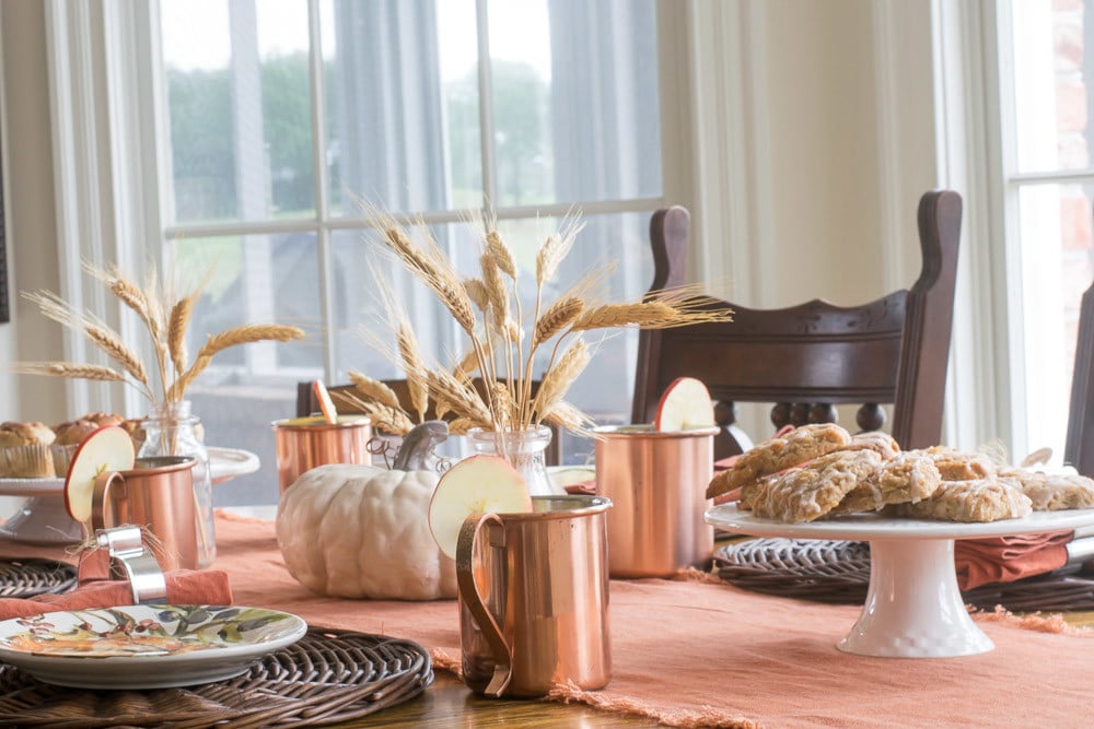 Autumn Table Setting for a Simple Gathering
