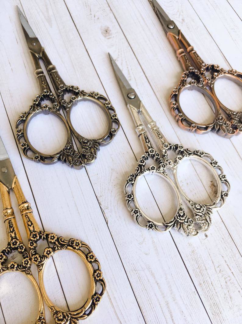 Gifts for Knitters: Scissors