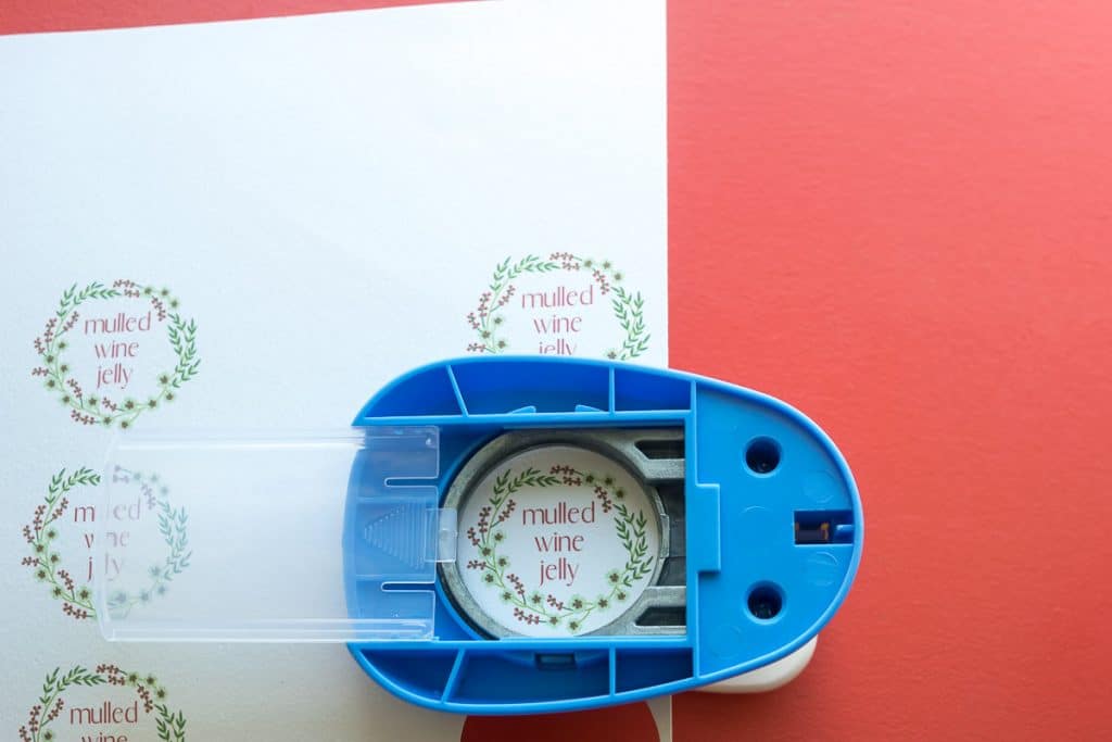 Mulled Wine Jelly Recipe · Nourish and Nestle