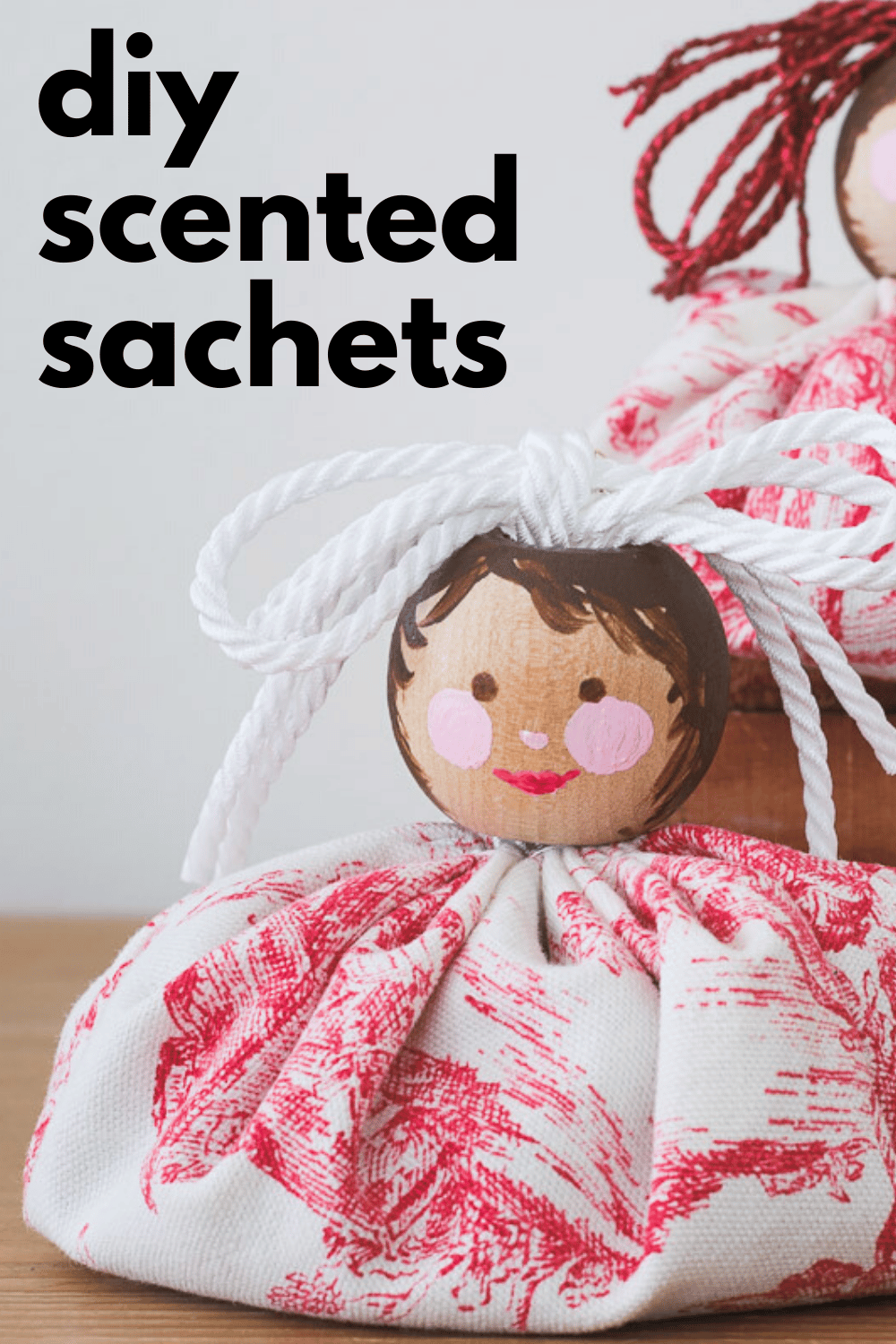 How to Make Scented Sachets with Lavender · Nourish and Nestle