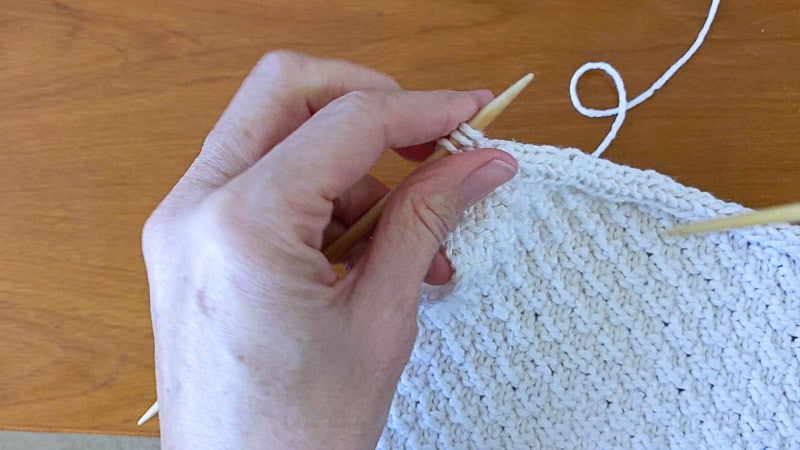 Three stitches at corner and how knit an applied i-cord
