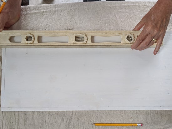 Measuring where to put legs on console table
