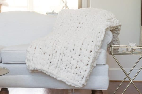 Chunky Knit Blanket Pattern with Broken Rib Stitch · Nourish and Nestle