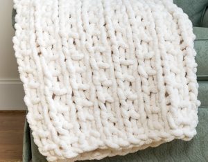 Chunky Knit Blanket Pattern with Broken Rib Stitch · Nourish and Nestle