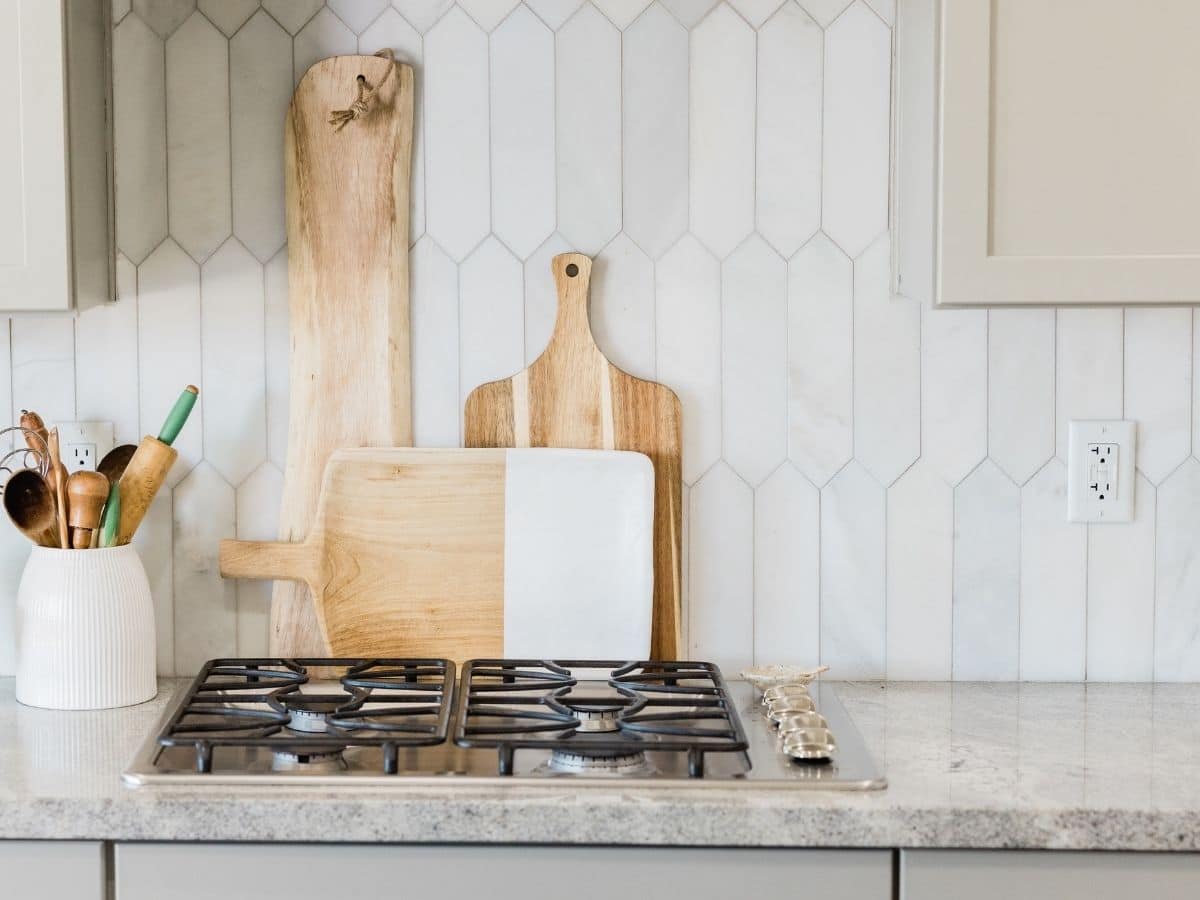 How to Display Cutting Boards in a Kitchen