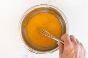 Mix pumpkin and oil together in a bowl.