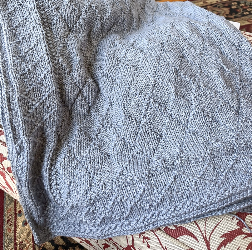 Argyle baby blanket knit in blue