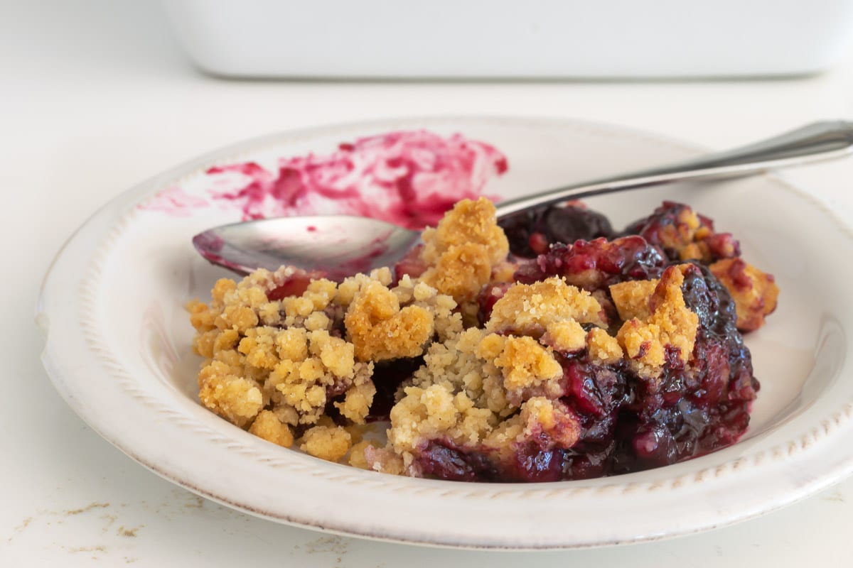 Blueberry And Apple Crumble Recipe · Nourish And Nestle 