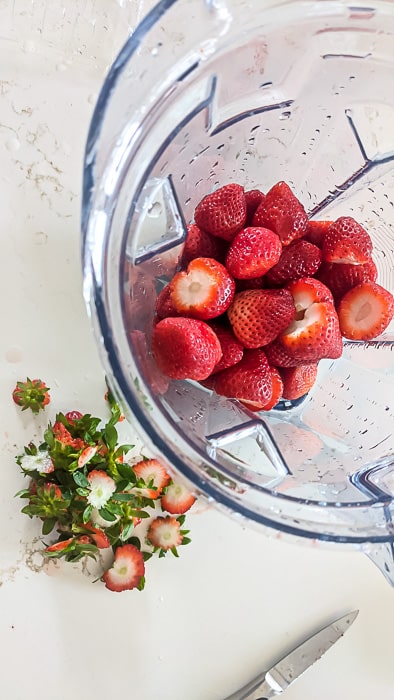 Strawberries in blender.