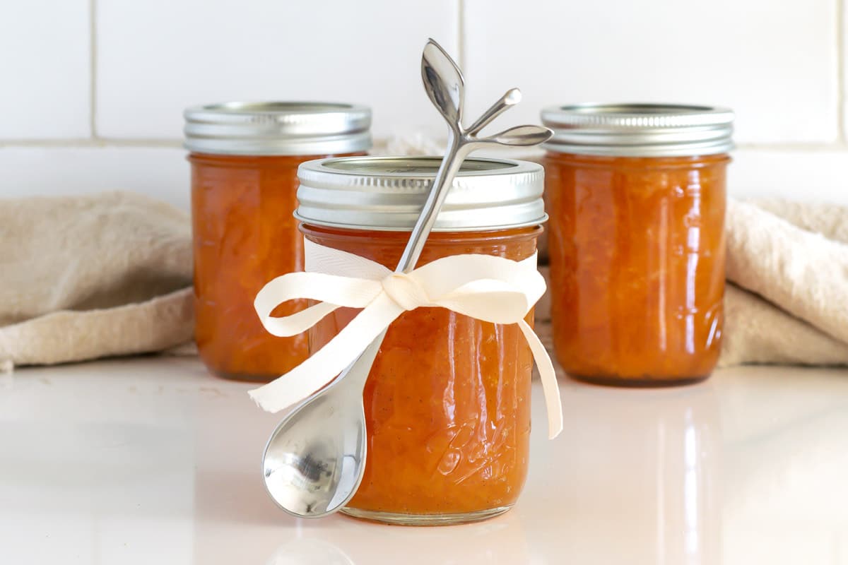 Peach Preserves · Nourish and Nestle