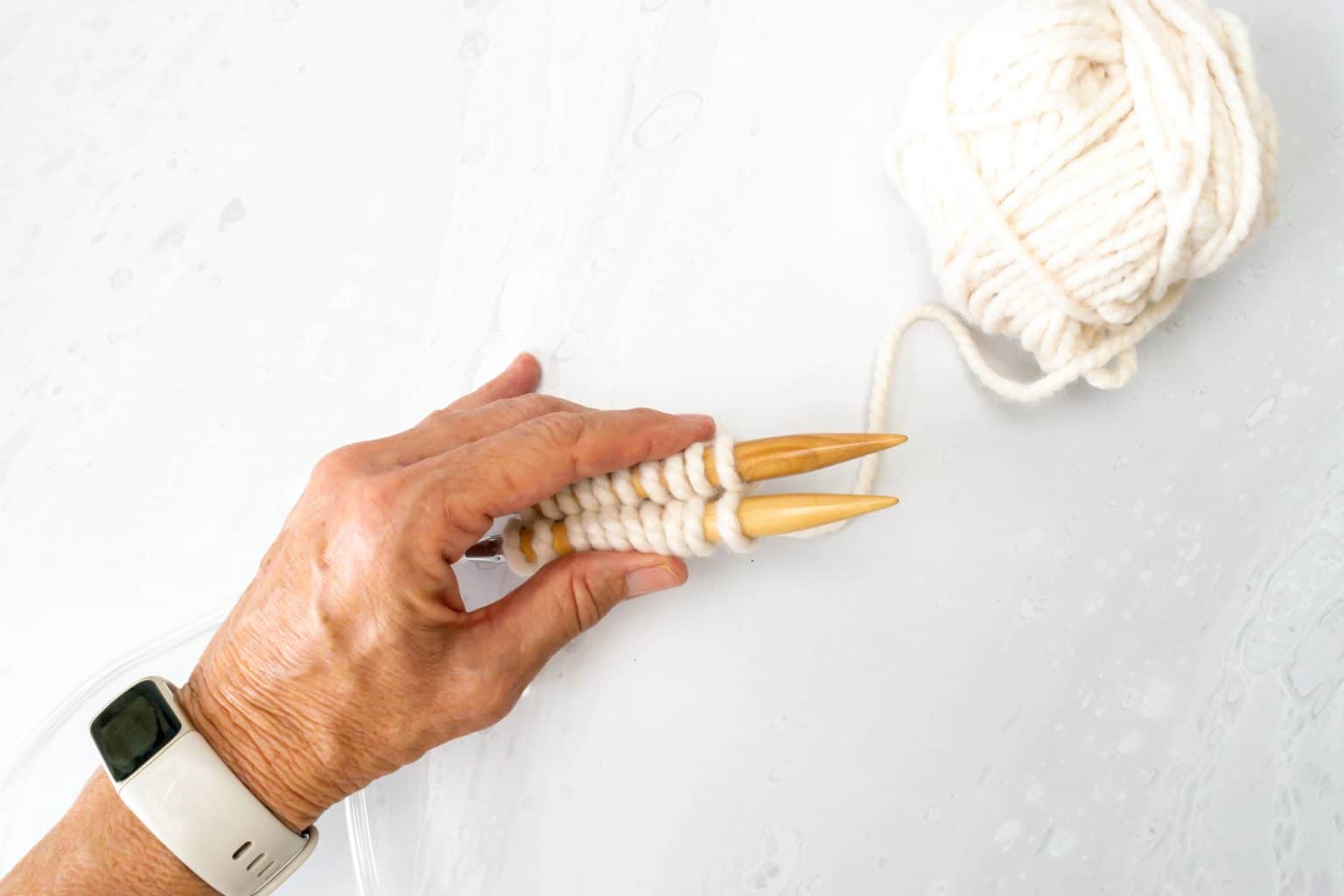 Magic Loop Knit Tutorial · Nourish and Nestle