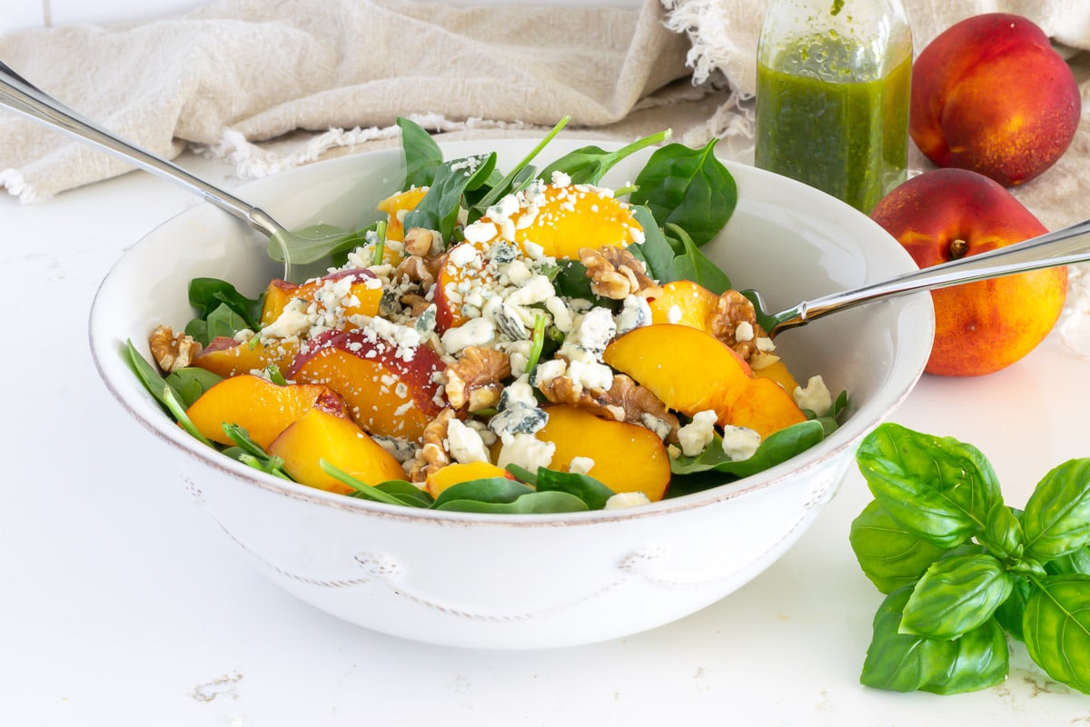Spinach and Nectarine Salad with Basil Dressing · Nourish and Nestle