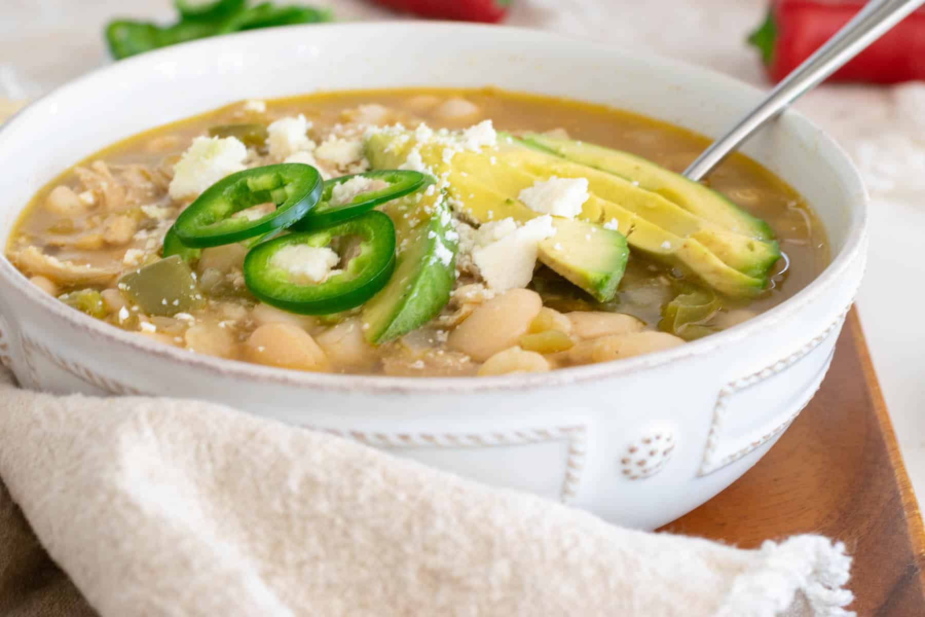 Healthy White Chicken Chili · Nourish and Nestle