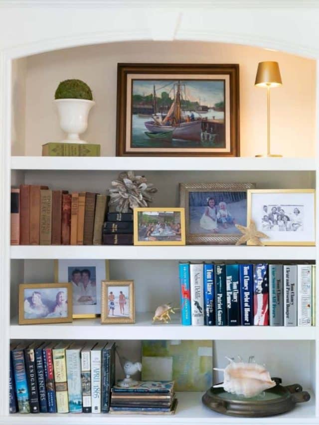 Tips for Decorating Bookshelves Story