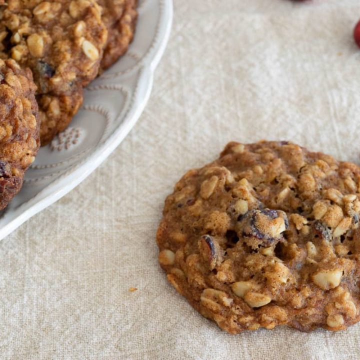 Oatmeal cookie with cranberries.