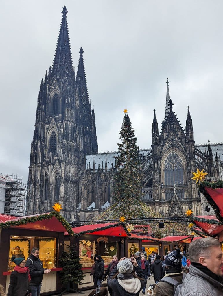 Christmas market at Cologne Cathedral.