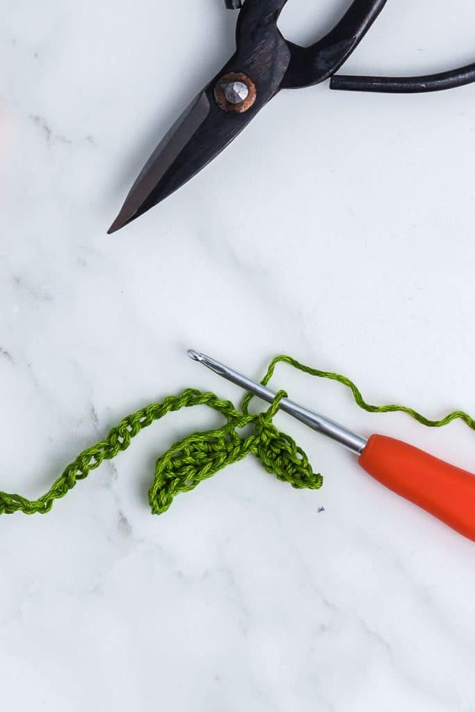Make second leaf on stem of crochet bookmark.
