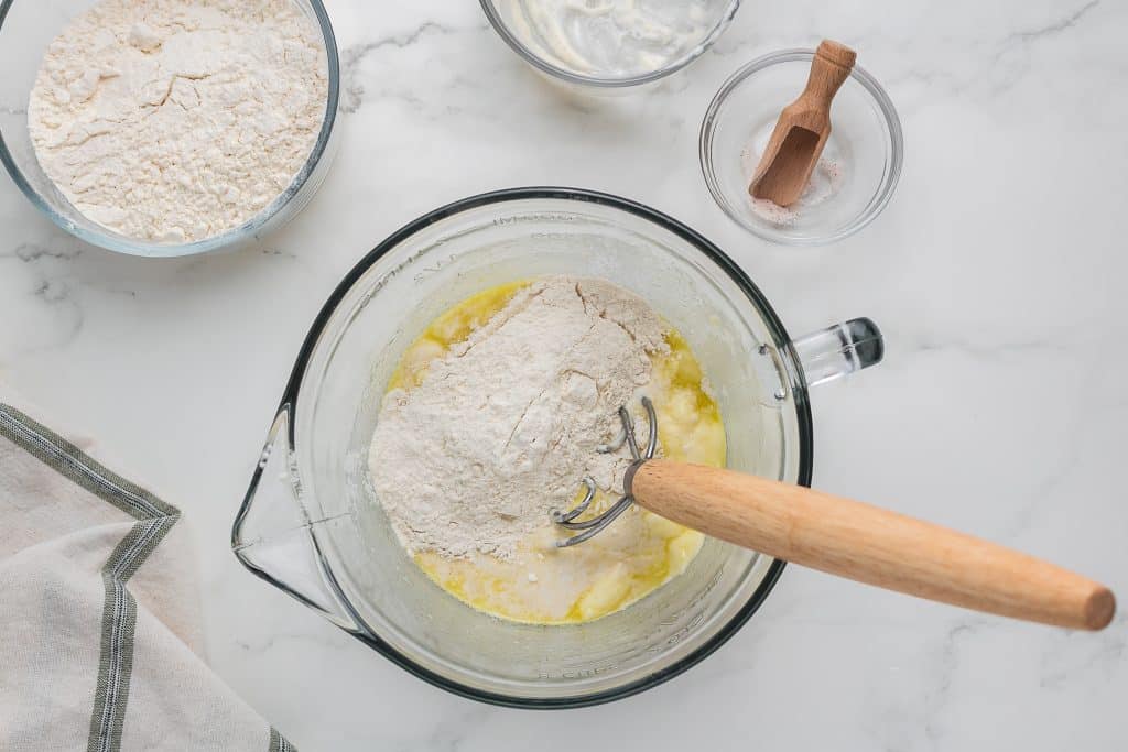 Add flour to discard mixture.