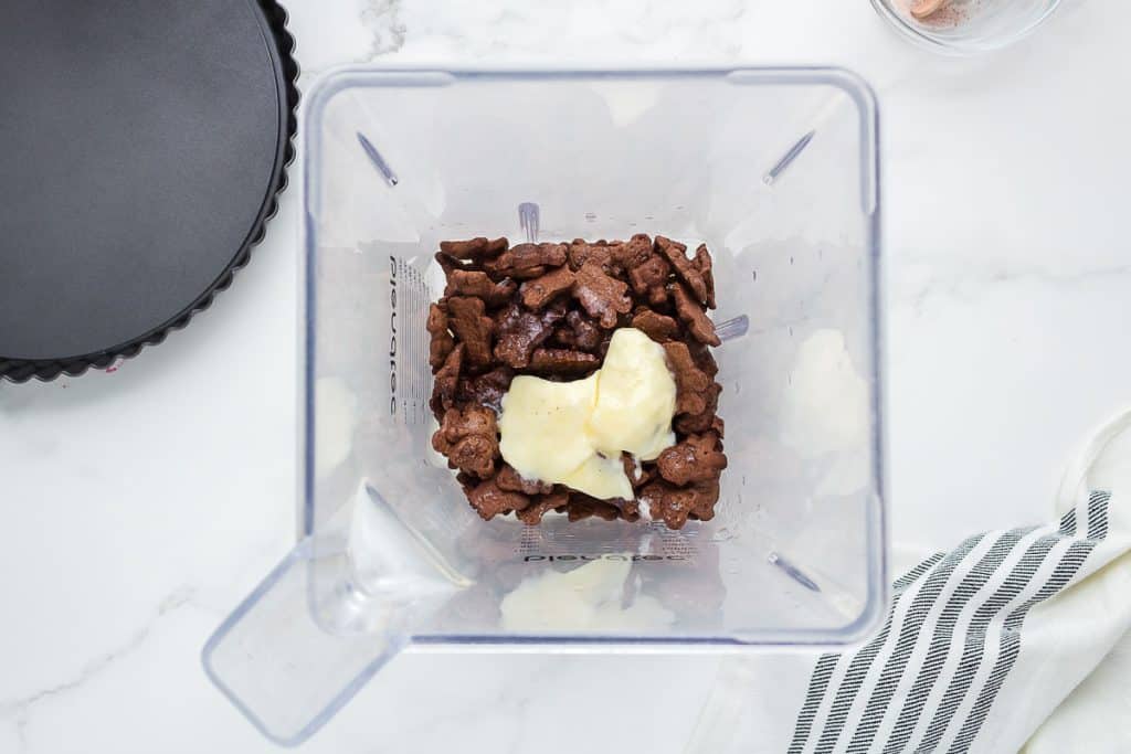 chocolate teddy grahams with butter.