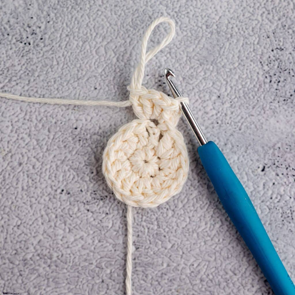 Beginning crocheting flower.
