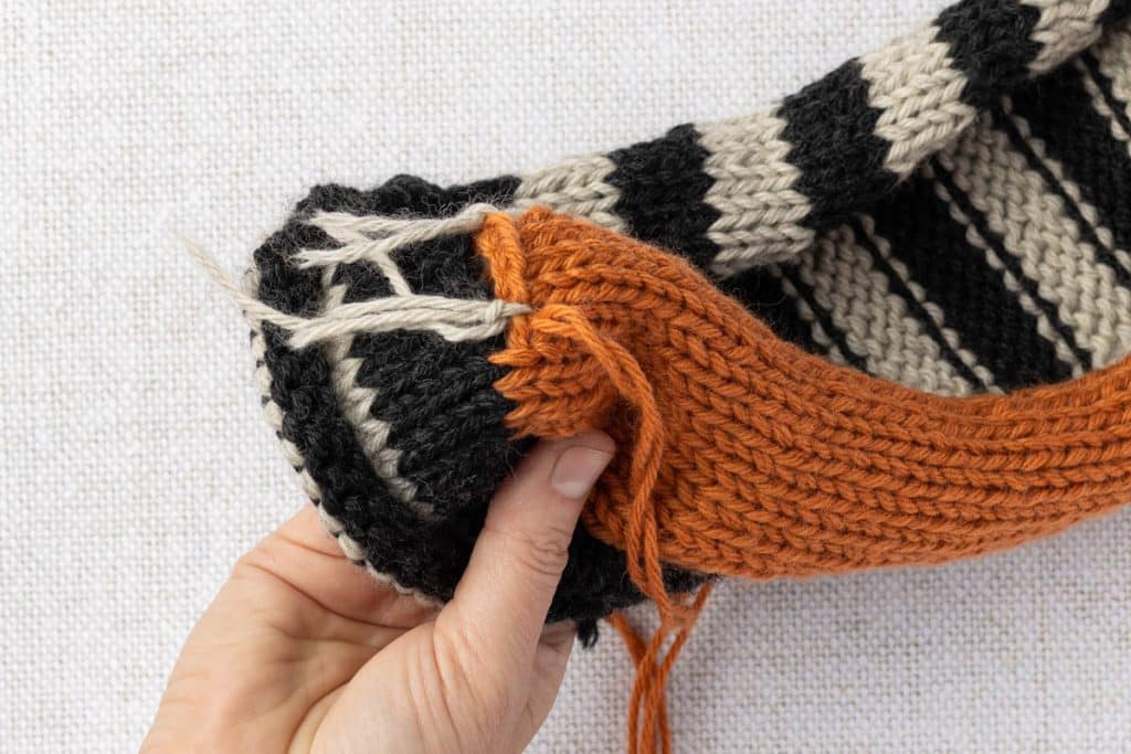 STitch to heel marker.