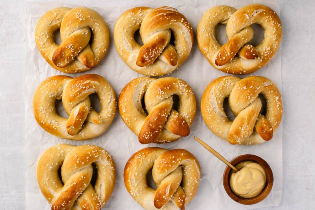 Finished sourdough discard pretzels.